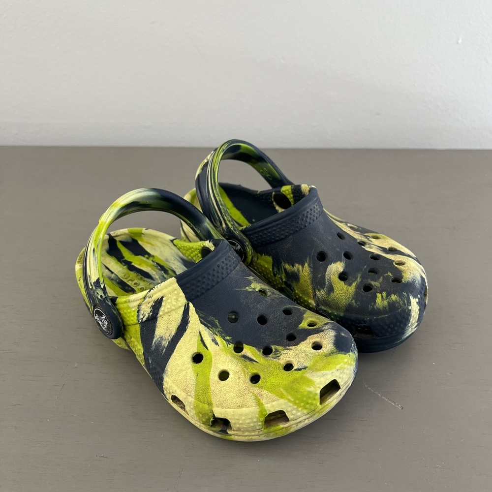 Toddler Crocs Tie Dye Size 8